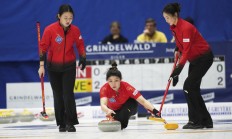 开云体育下载:中国女子冰壶队世锦赛夺铜直通冬奥会